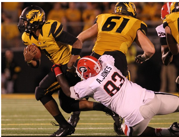 Mizzou QB James Franklin sacked!